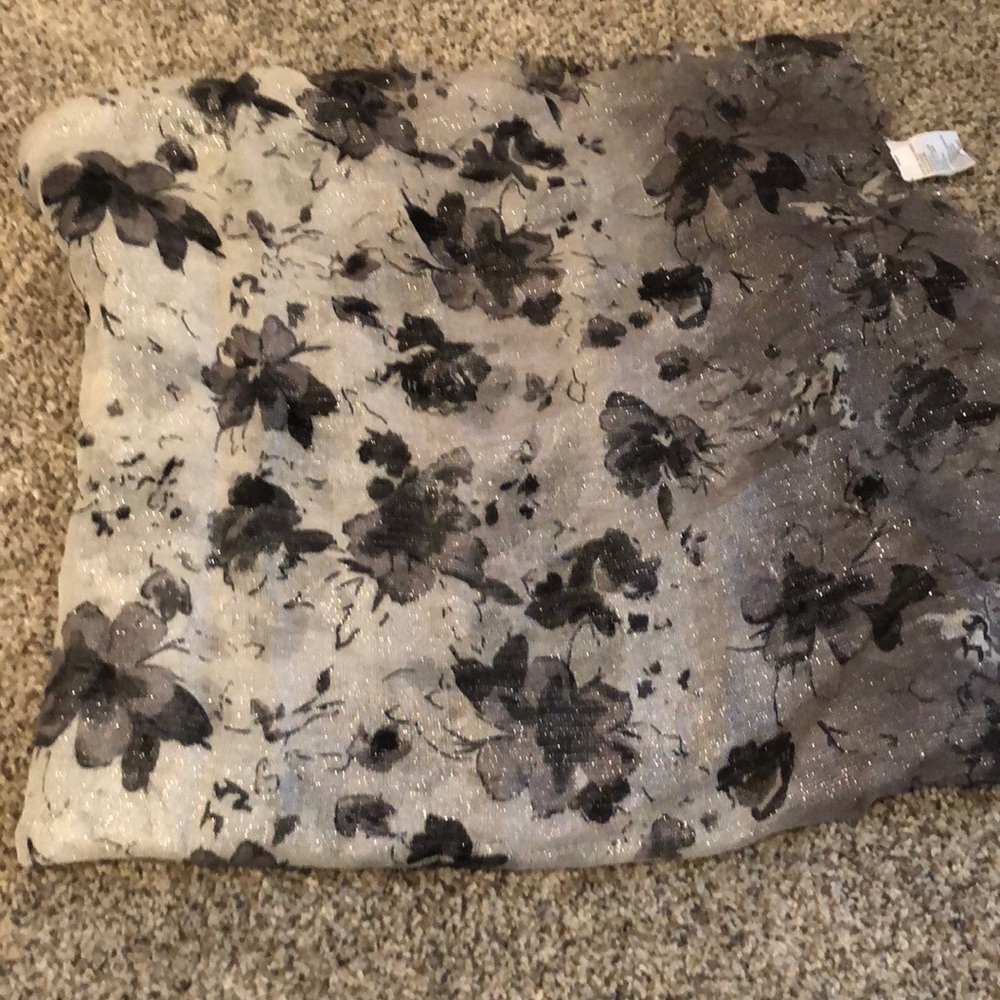 Black ombré metallic scarf